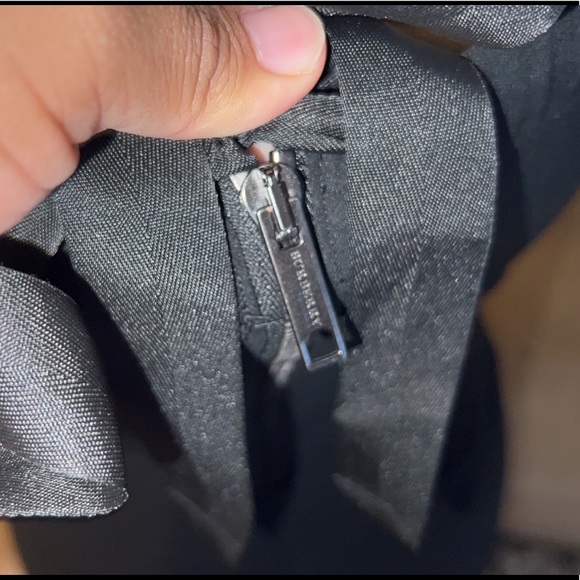 BURBERRY Silk Off The Shoulder Mini Dress - Picture 5 of 7